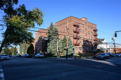 evergreen manor apartments reviews|evergreen manor apartments clifton nj.